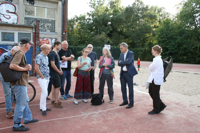 Bezirksbürgermeister Jörn Oltmann zu Besuch bei unserer Bürgerinitiative